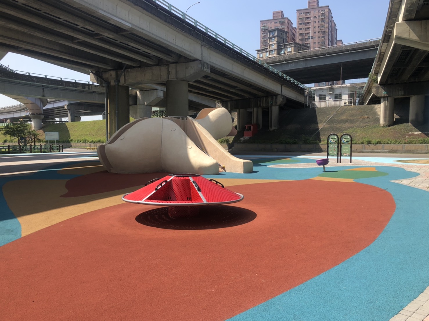 鴨鴨遊戲場