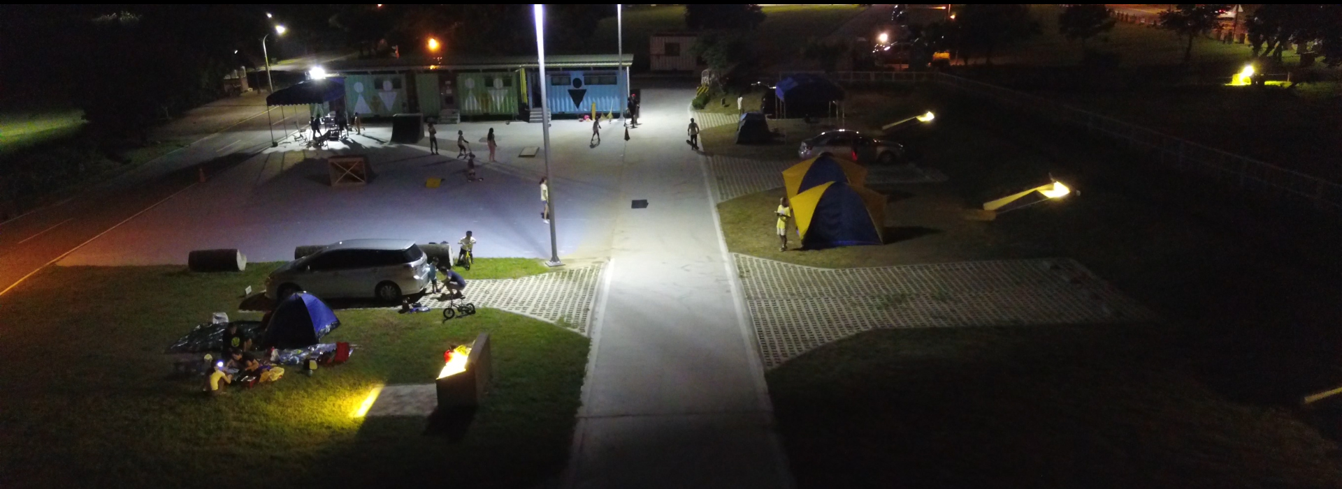 夜間露營